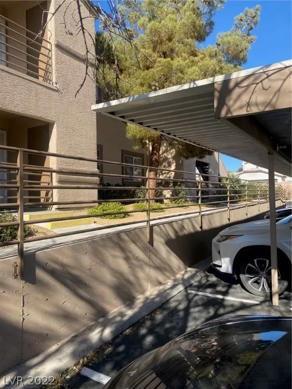 MLS: 2456667 Condo For Sale