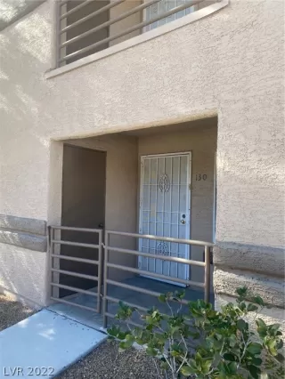 Photo #3: 2456667 Listing 