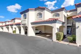 Photo #1: 2456692 Listing 