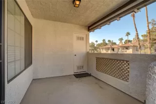 Photo #4: 2456714 Listing