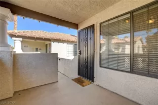 Photo #5: 2456714 Listing