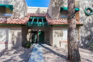 Photo #1: 2456728 Listing 