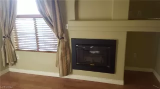 Photo #2: 2456729 Listing 