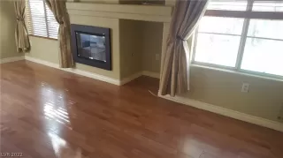 Photo #3: 2456729 Listing 