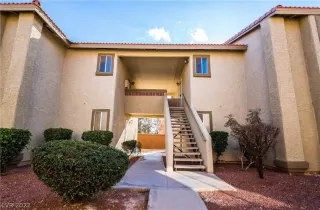 Photo #1: 2456763 Listing 