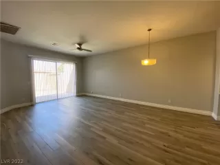 Photo #3: 2456805 Listing 