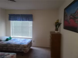 Photo #5: 2456839 Listing 