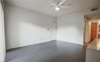 Photo #5: 2456844 Listing 