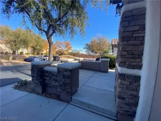 Photo #1: 2456856 Listing 