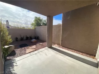 Photo #5: 2456856 Listing 