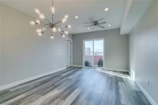 Photo #3: 2456862 Listing