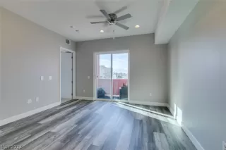 Photo #4: 2456862 Listing