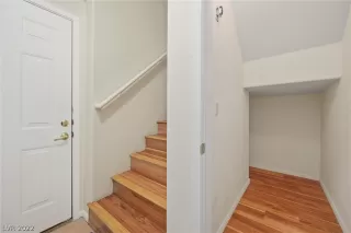 Photo #2: 2456895 Listing