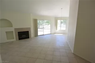Photo #3: 2456920 Listing 