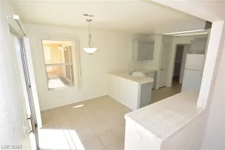 Photo #6: 2456920 Listing 