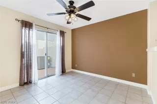 Photo #5: 2456943 Listing 