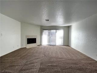 Photo #2: 2457023 Listing 