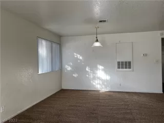 Photo #3: 2457023 Listing 