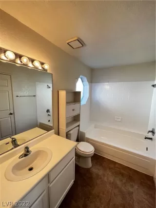 Photo #6: 2457023 Listing 