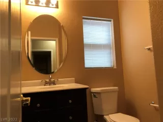 Photo #6: 2457037 Listing 