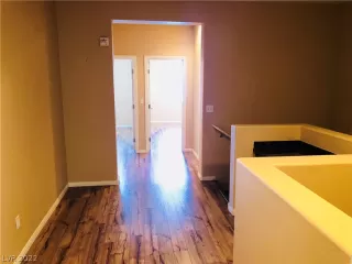 Photo #3: 2457055 Listing 