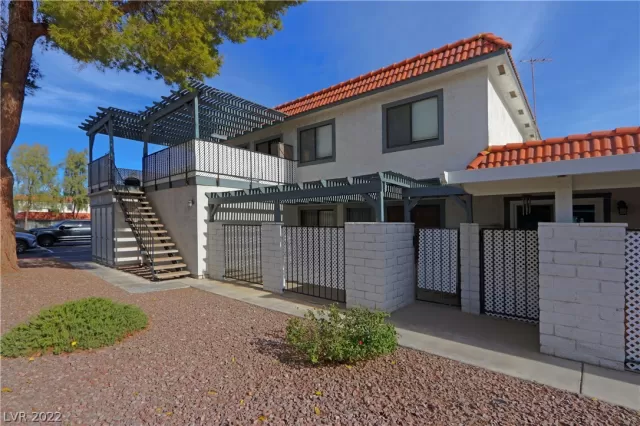 MLS: 2457096 Condo For Sale