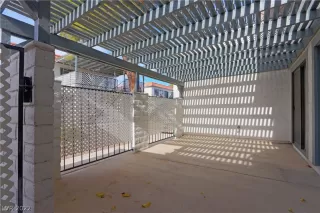 Photo #1: 2457096 Listing