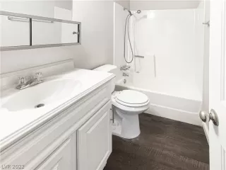 Photo #6: 2457099 Listing 