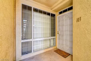 Photo #5: 2457110 Listing 