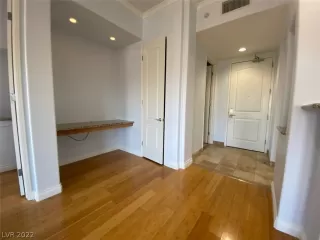 Photo #3: 2457137 Listing 