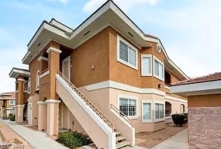 Photo #1: 2457139 Listing 