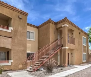 Photo #1: 2457173 Listing 