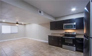 Photo #3: 2457185 Listing 