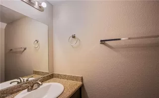 Photo #6: 2457185 Listing 