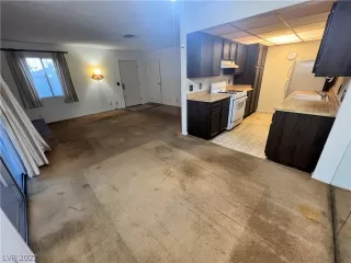 Photo #4: 2457194 Listing