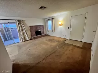 Photo #5: 2457194 Listing