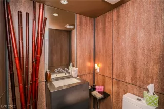 Photo #2: 2457202 Listing 