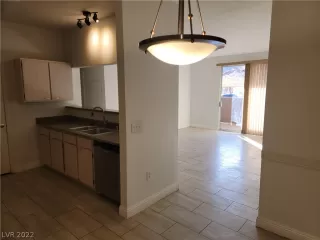 Photo #4: 2457203 Listing 