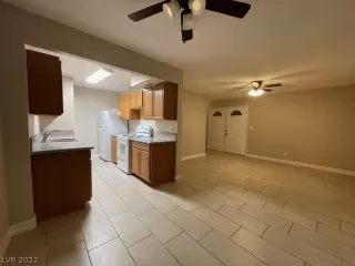 Photo #4: 2457209 Listing 