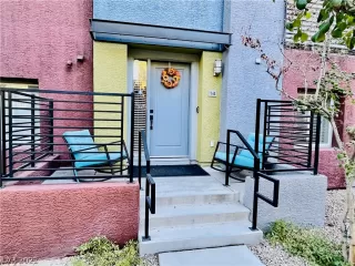 Photo #1: 2457214 Listing 