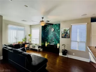 Photo #3: 2457214 Listing 