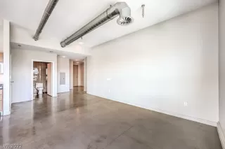 Photo #5: 2457225 Listing 