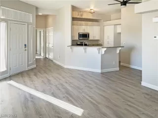 Photo #4: 2457247 Listing 