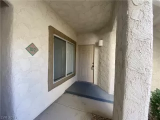 Photo #1: 2457303 Listing 