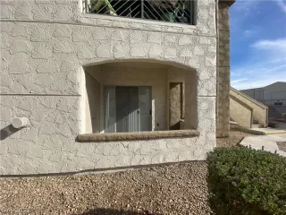 Photo #3: 2457303 Listing 