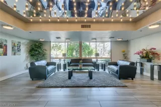 Photo #4: 2457323 Listing 