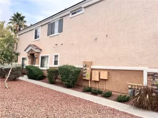 Photo #1: 2457360 Listing 