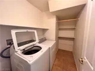 Photo #5: 2457360 Listing 