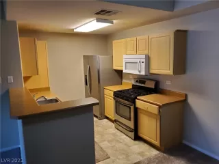 Photo #1: 2457367 Listing