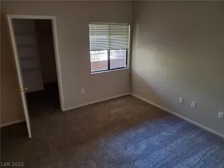 Photo #6: 2457367 Listing